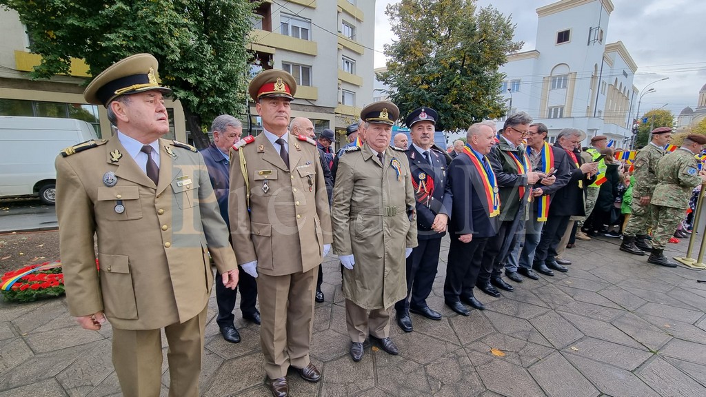 Foștii militarii, polițiștii și ofițeri de informații vor protesta la Ziua Armatei, la Carei și Satu Mare