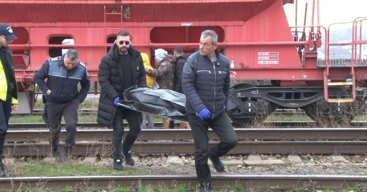 FOTO. Tragedie într-un județ din țară. Băiat lovit de tren. Sora lui a văzut totul și a dat alarma