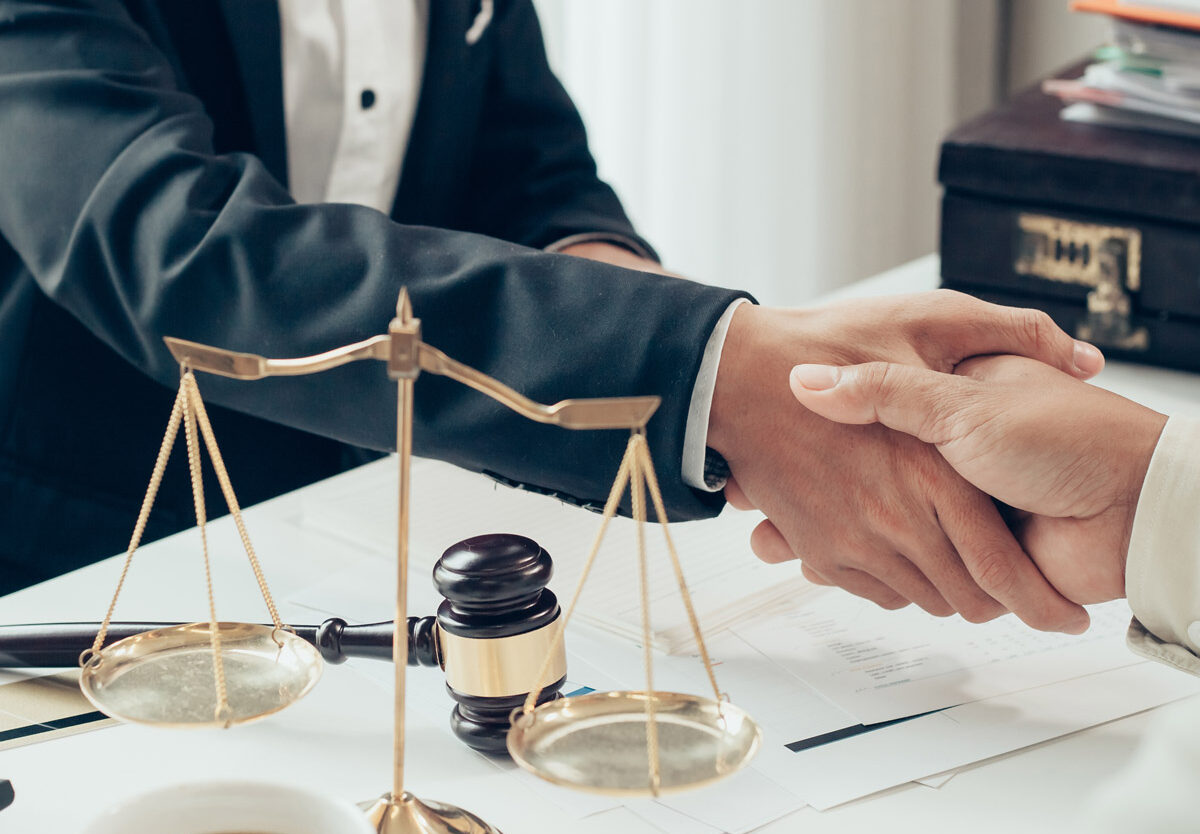 Alegerea specialistului potrivit în caz de insolvență sau probleme de muncă