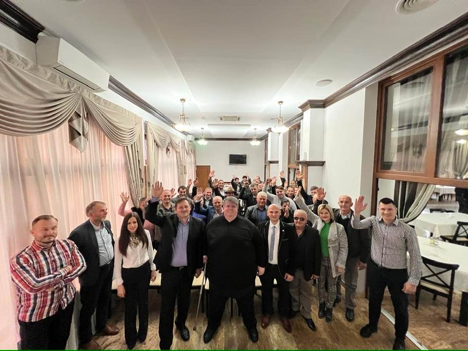 Start la alegerile interne din Forța Dreptei. Se stabilesc liderii locali și județeni