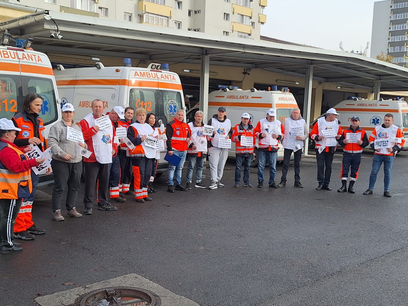 FOTO. Grevă la Ambulanța Satu Mare! Lider sindical în greva foamei