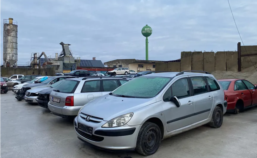 FOTO. Aveți nevoie de piese auto la un preț bun? Soluția este la Botiș Recycling Satu Mare!