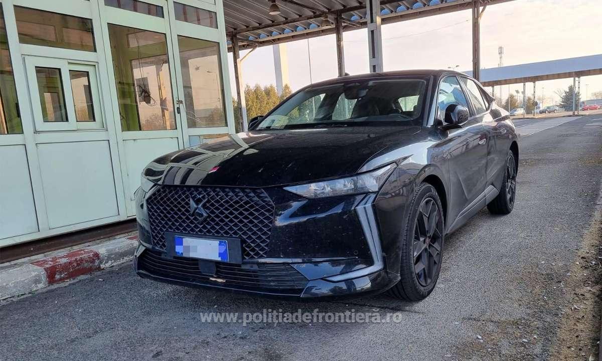 FOTO. VAMA PETEA. Tânăr lăsat de polițiști fără o mașină de zeci de mii de euro