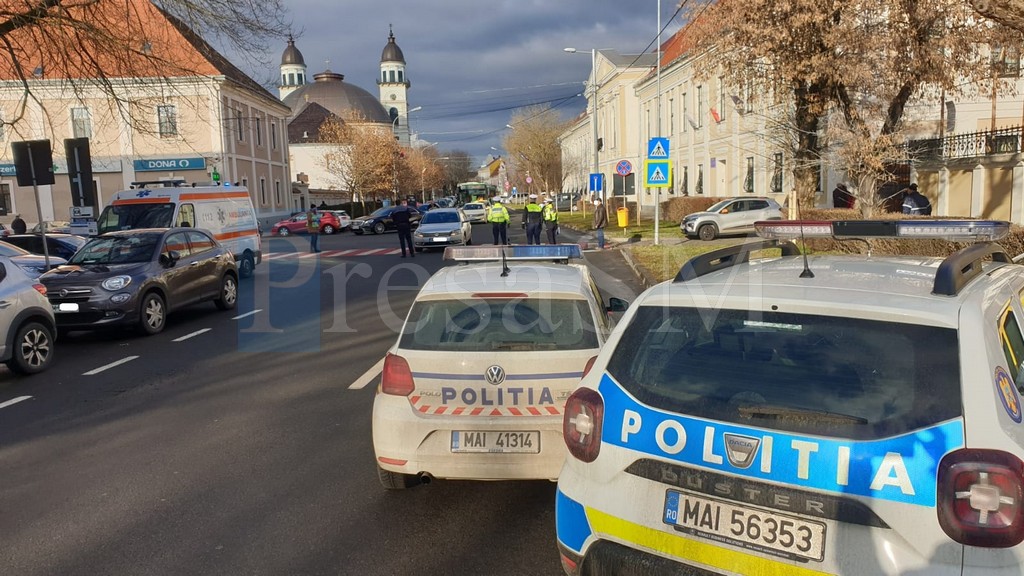 Ceartă între mai multe gospodine în fața Policlinicii din Satu Mare. Poliția a arbitrat disputa