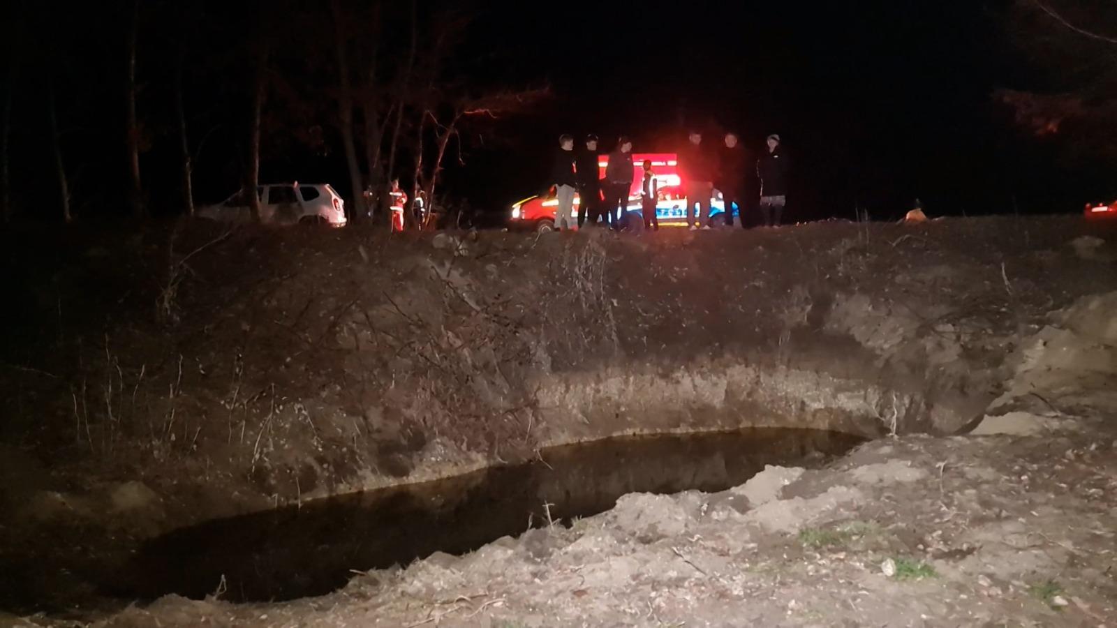 FOTO. Tragedie într-un județ din țară. Copilaș de patru anișori, găsit înecat în groapa pentru adăparea animalelor