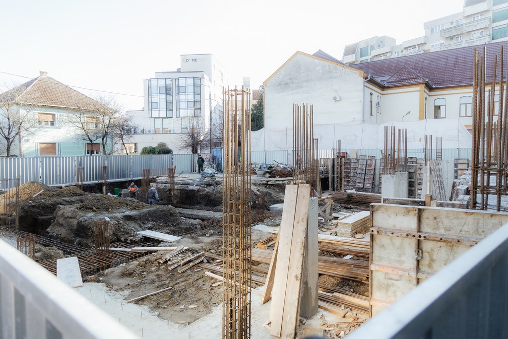 FOTO. Milioane de lei pentru un nou corp de clădire, la o școală centrală. Kereskényi: "Elevii, cadrele didactice și părinții vor fi încântați"