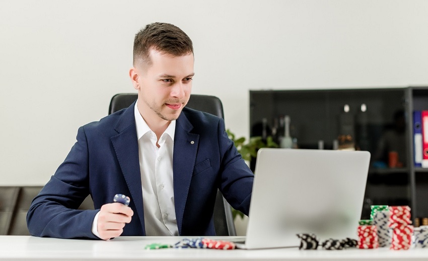 Promoțiile de casino – importanța citirii și înțelegerii condițiilor și termenilor scrise cu minuscule