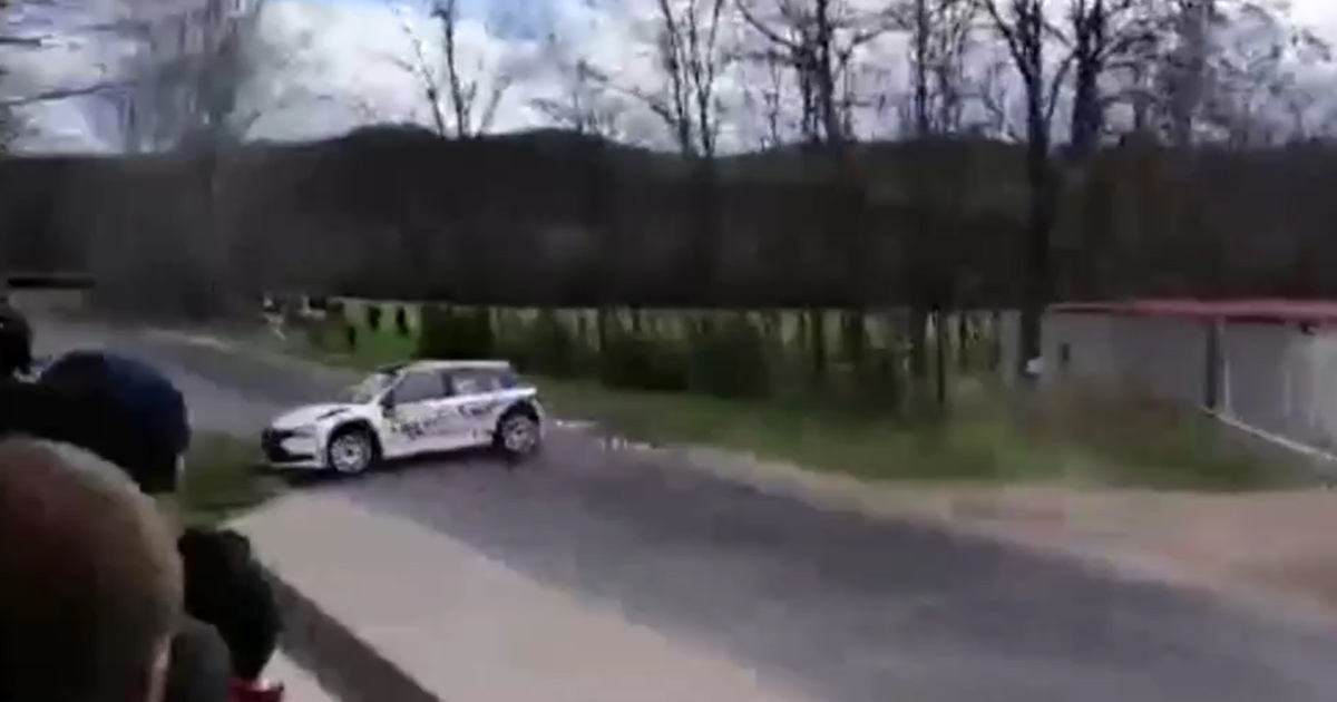 VIDEO. Scene dramatice la un raliu în Ungaria! 4 morți și 30 de răniți după ce o mașină a ieșit de pe circuit