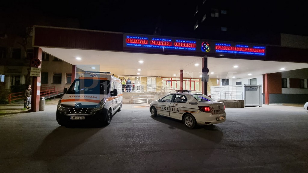 FOTO. Incident dramatic în centrul Sătmarului. Fost jandarm în stare gravă