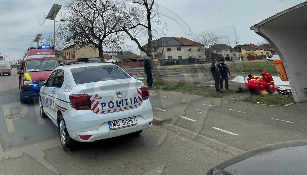 FOTO/VIDEO. Sătmărean în stop cardiac, resuscitat pe stradă, în zona Pieței de Vechituri