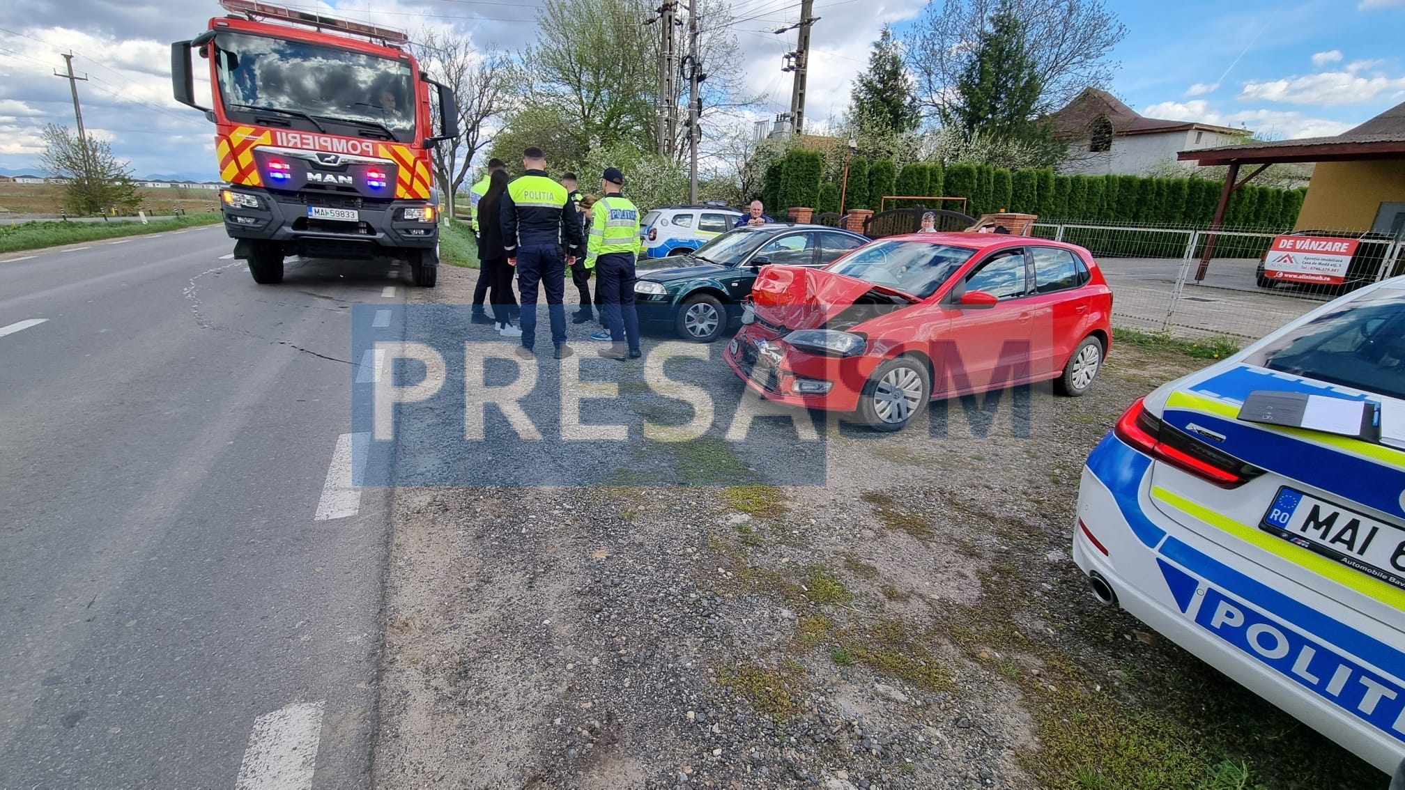 FOTO. Accident în lanț în municipiul   Satu Mare. Trei mașini implicate