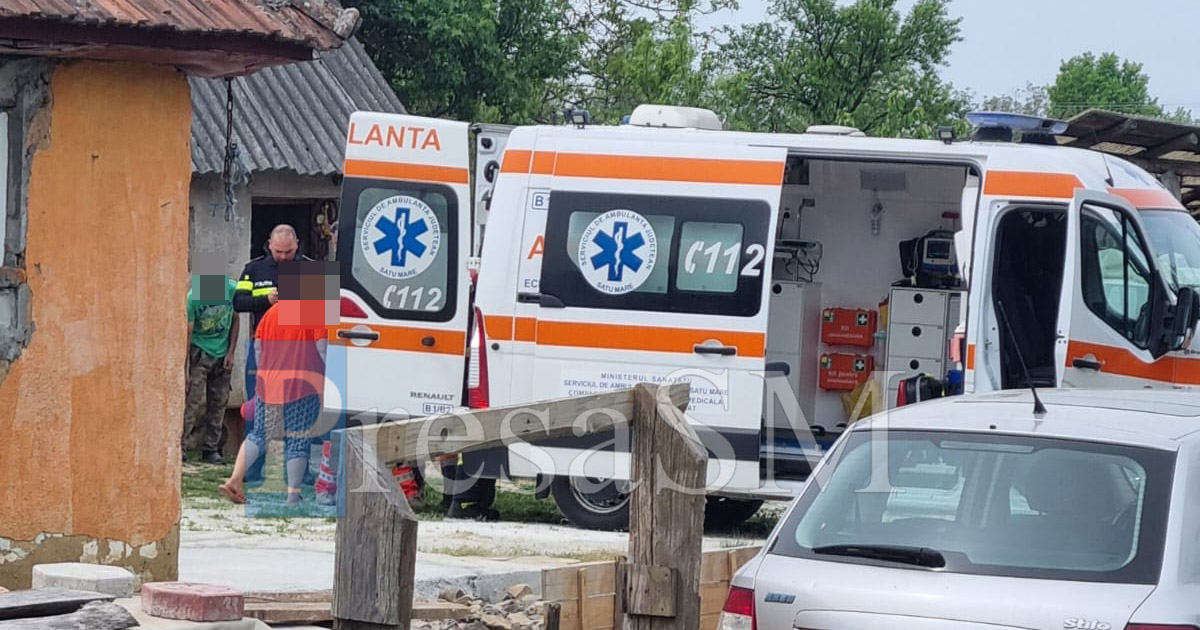 FOTO. Tânăr sătmărean rănit de motocultor. A ajuns direct la spital