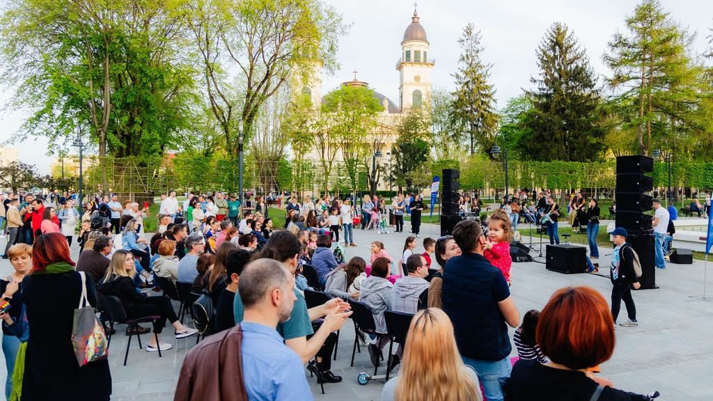 Concerte și spectacol muzical în weekend, în parcul central din Satu Mare