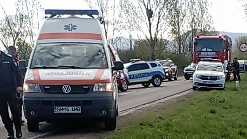 Accident pe DN19, în județul Satu Mare. Un ucrainean a intrat cu vehiculul în parapet. Alcoolemie uriașă