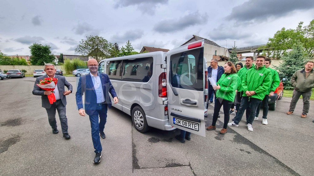 FOTO/VIDEO. Kereskényi și-a depus oficial candidatura pentru o nouă funcție de primar al Sătmarului