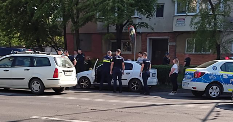 FOTO. FLAGRANT – Falși medici de la UPU înșelau bătrâni în municipiul Satu Mare