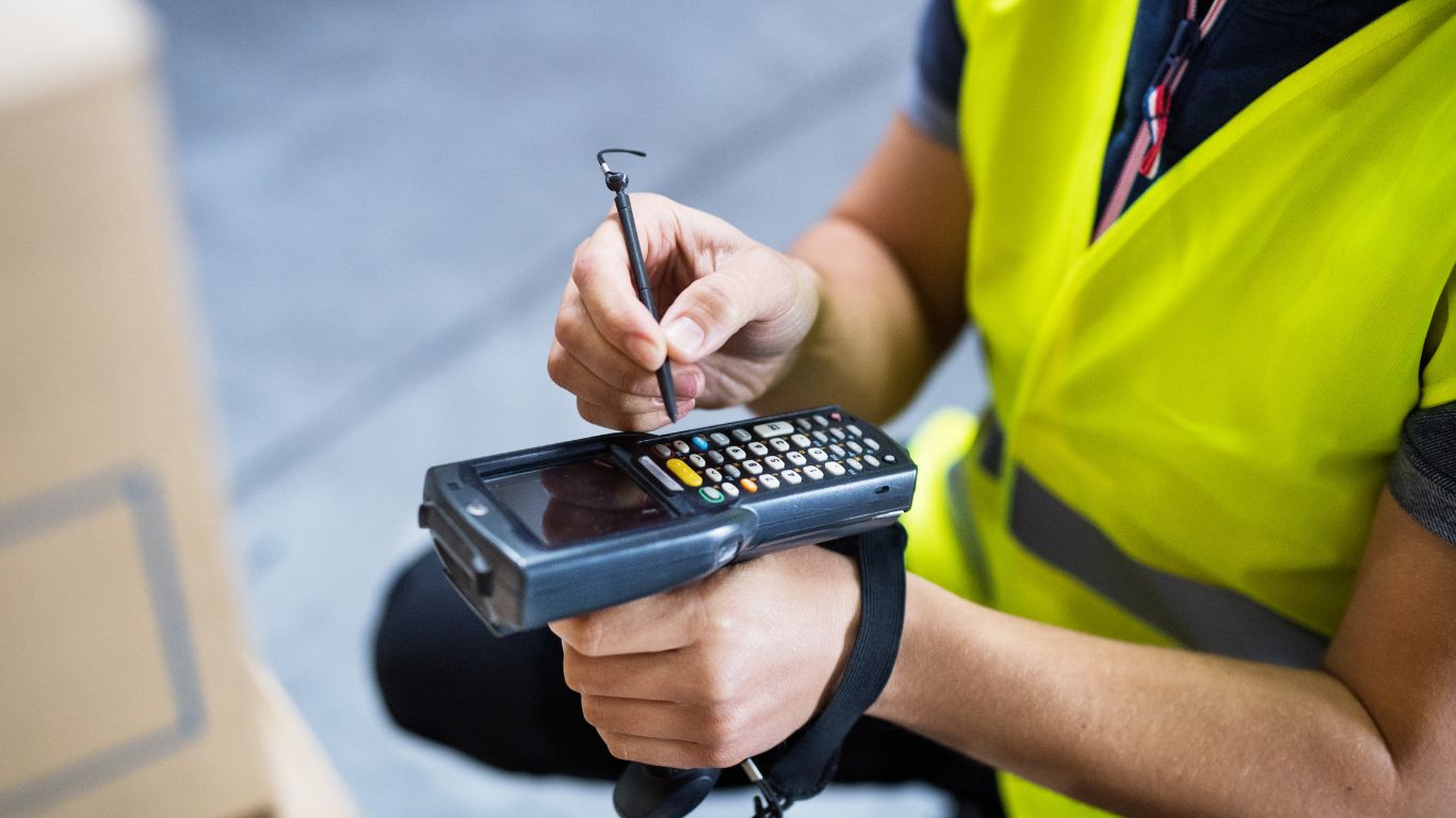 Terminale mobile potrivite pentru transport și logistică