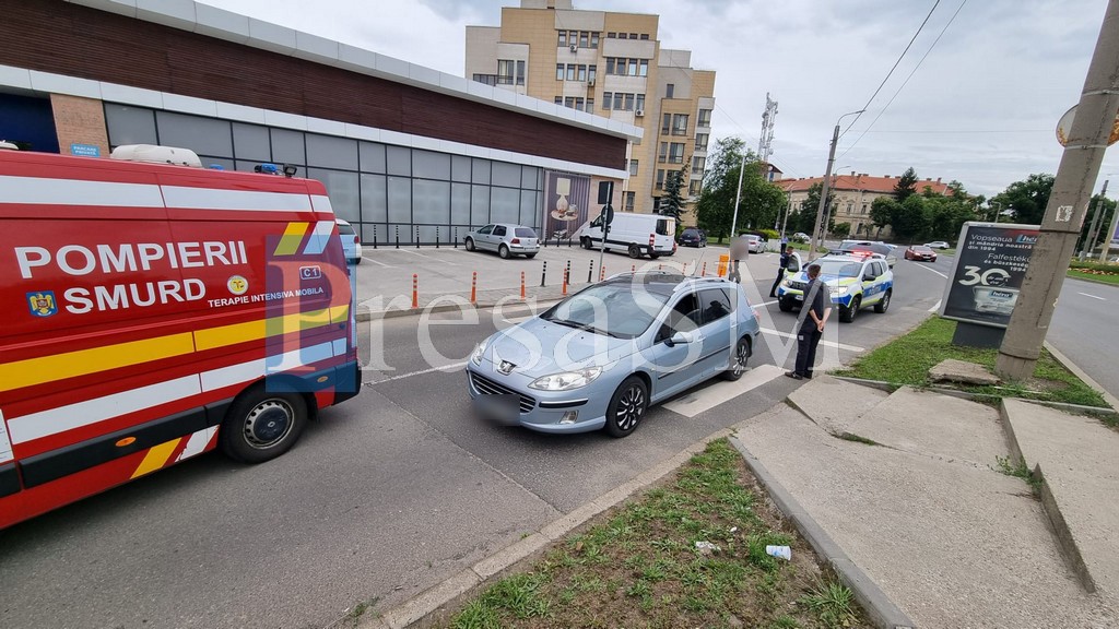 FOTO. Șofer sătmărean reținut! Cu alcoolemie enormă a lovit o copilă pe trecerea de pietoni