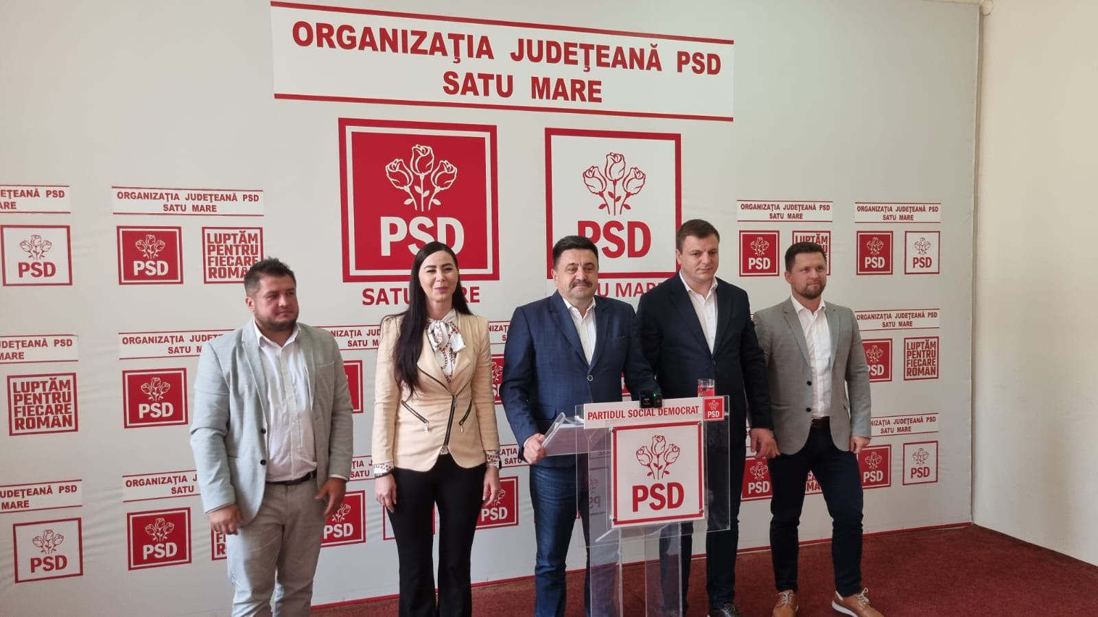 Radu Roca și echipa de consilieri PSD își propun construirea unui stadion și reabilitarea blocurilor din Satu Mare