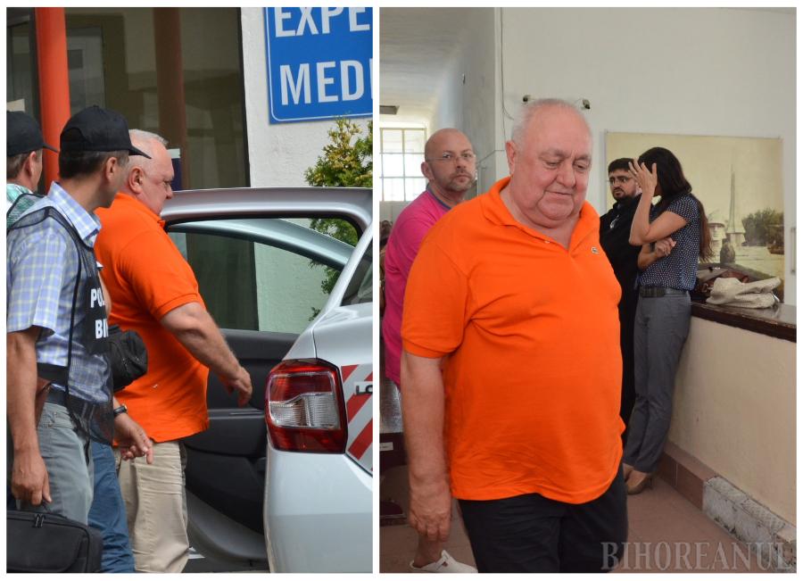 Un medic care a luat mită de la circa 500 de pacienți scapă de răspundere penală. Șpaga e obligat să o restituie