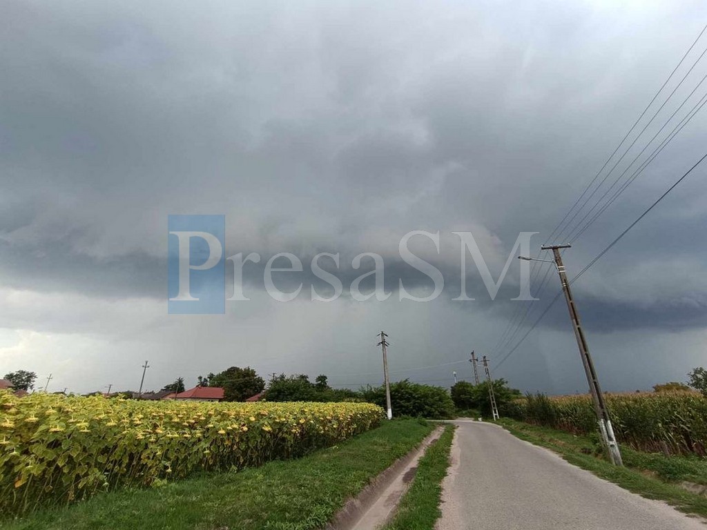 VIDEO. Avertizare de vreme severă: grindină și vijelii. Lista localităților din județul Satu Mare