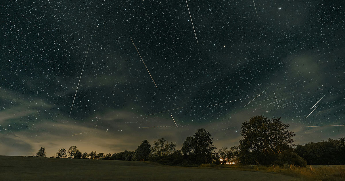 Show pe cer. Ploaia de stele "Perseide" atinge nivelul maxim