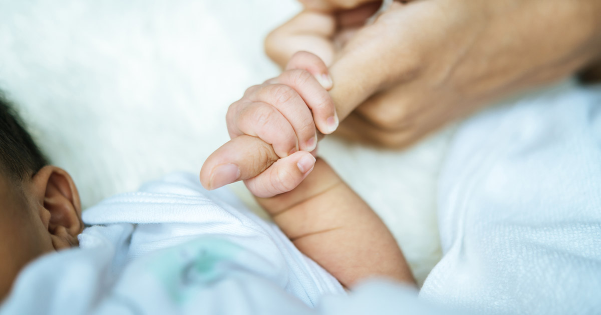 Bebeluș decedat de gripă la Satu Mare. Trei decese în total. Care este situația epidemiologică