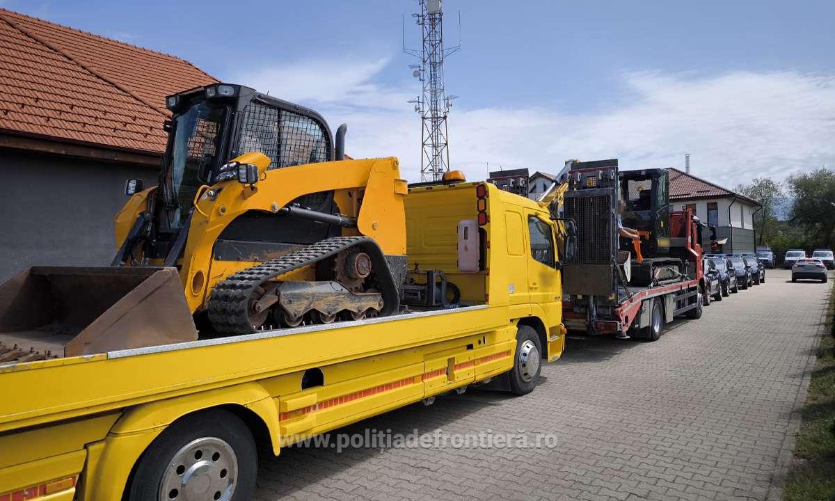 FOTO/VIDEO. Utilaje de 150.000 euro confiscate de Poliție. Cu ce se întorc din străinătate unii sătmăreni