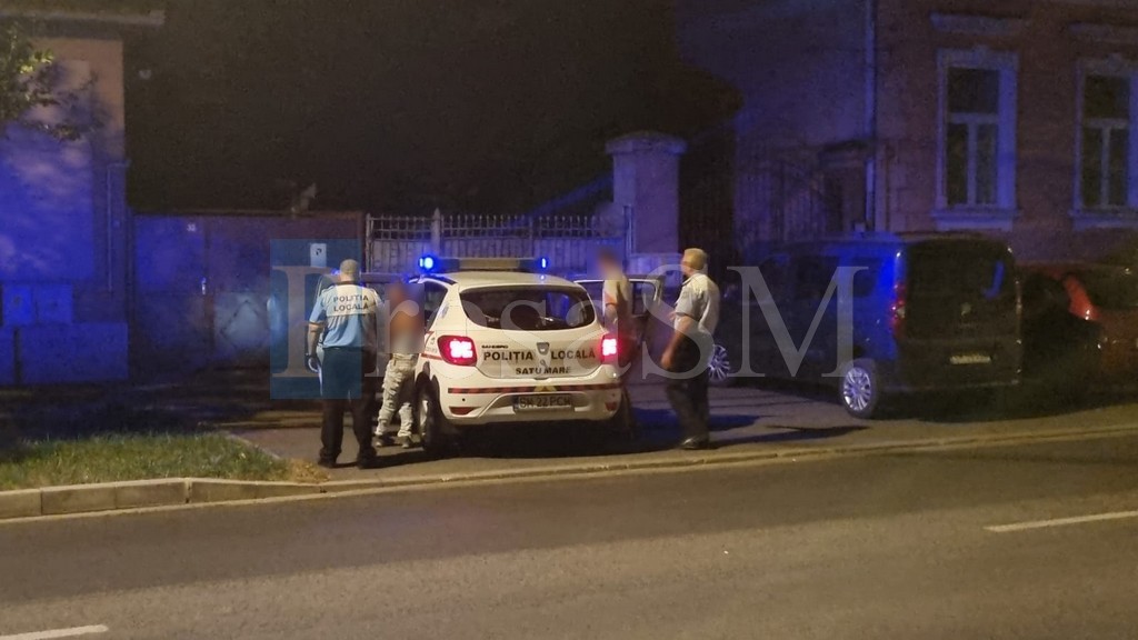 FOTO. O femeie a strigat după ajutor pe stradă în Satu Mare. Un bărbat ar fi întreținut relații intime cu ea