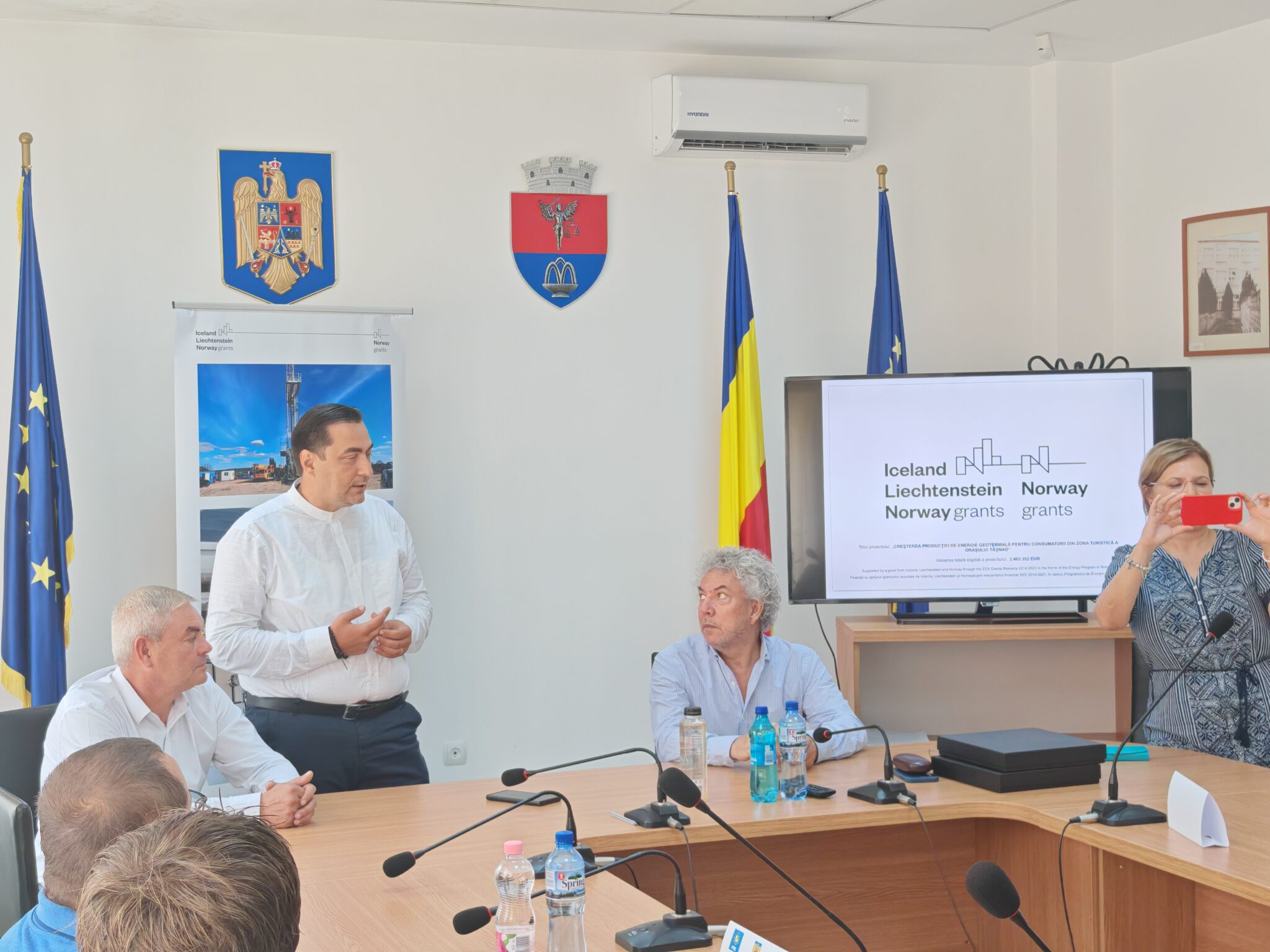 Hotelurile din Stațiunea Tășnad se vor încălzi cu apă geotermală