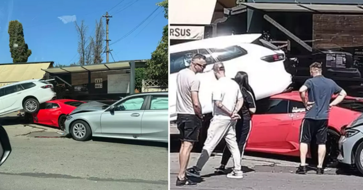 FOTO/VIDEO. Se întâmplă în România. Au făcut sandwich un bolid de lux pentru banii de asigurare. Ce sumă urmau să încaseze