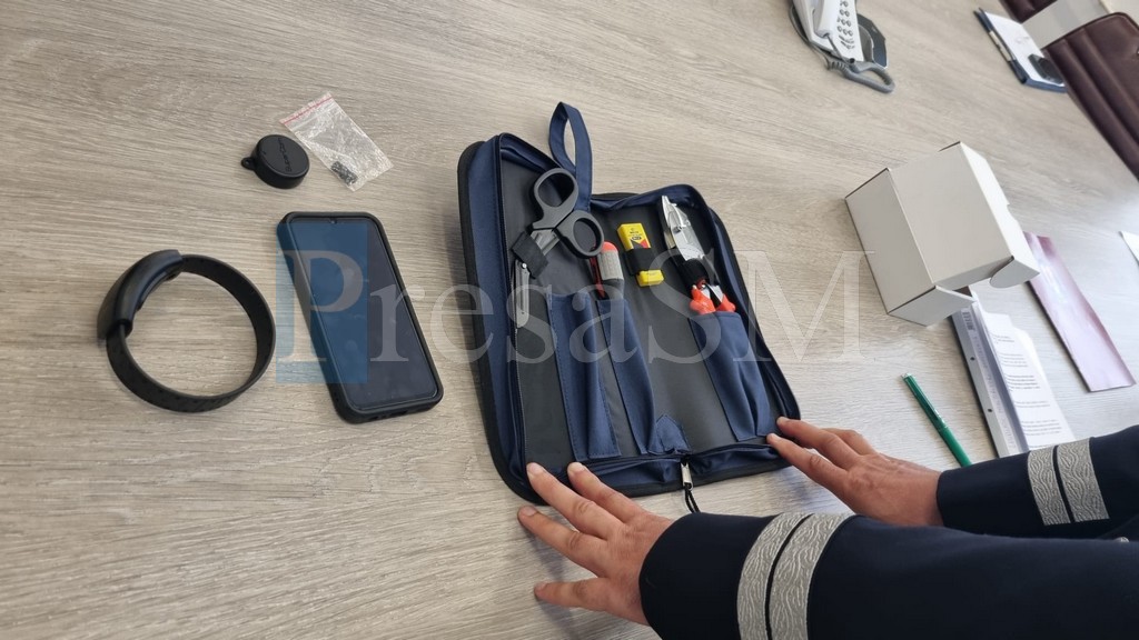 FOTO/VIDEO. Violența domestică, o problemă serioasă la Satu Mare. Zeci de agresori, "dotați" cu brățări de polițiști