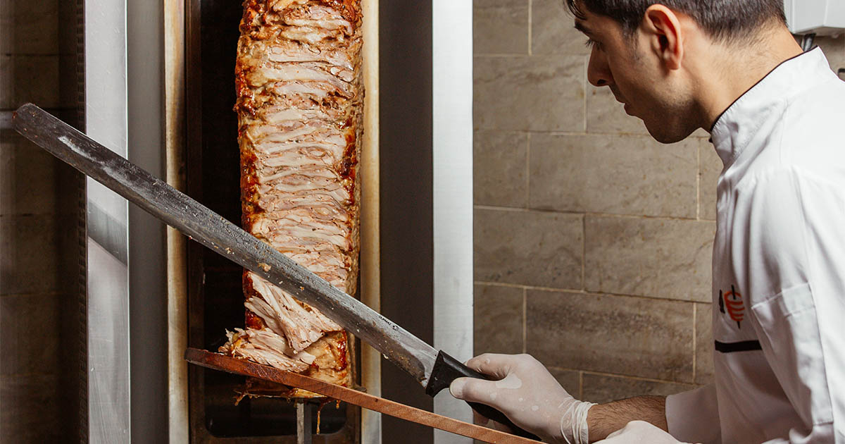 Amenzi de mii de lei pentru două fast-food-uri din municipiul Satu Mare