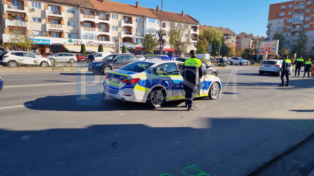 Curaj nebun sau incontiență pentru un șofer, pe Bulevardul Lucian Blaga