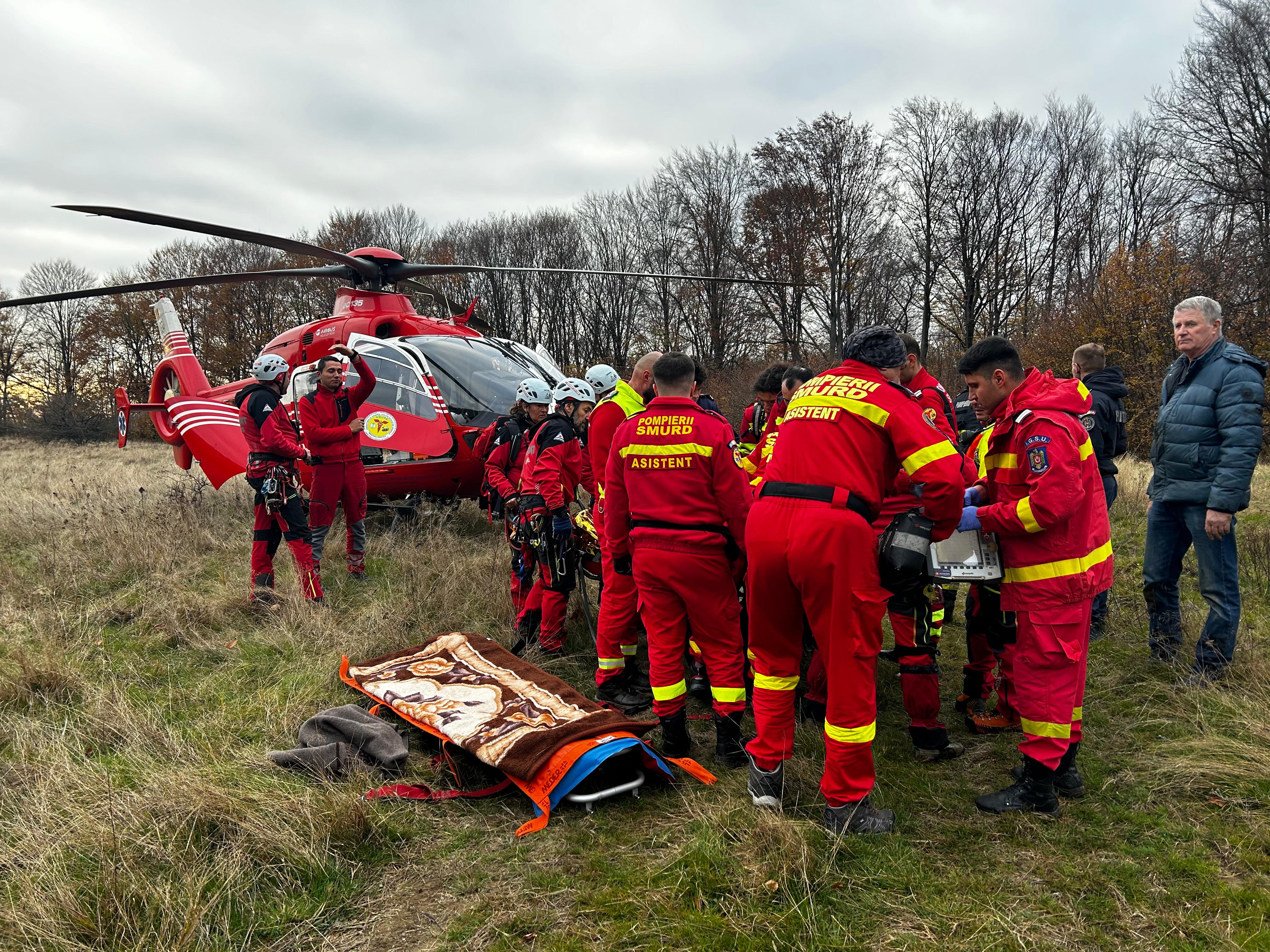 FOTO/VIDEO. Poliția explică accidentul grav din Bixad. Bătrân rămas încarcerat