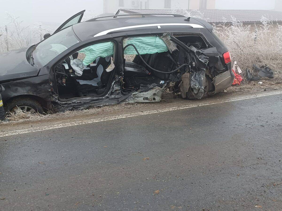 FOTO. O fetiță de 6 ani a murit. Accident dramatic în această dimineață, în România