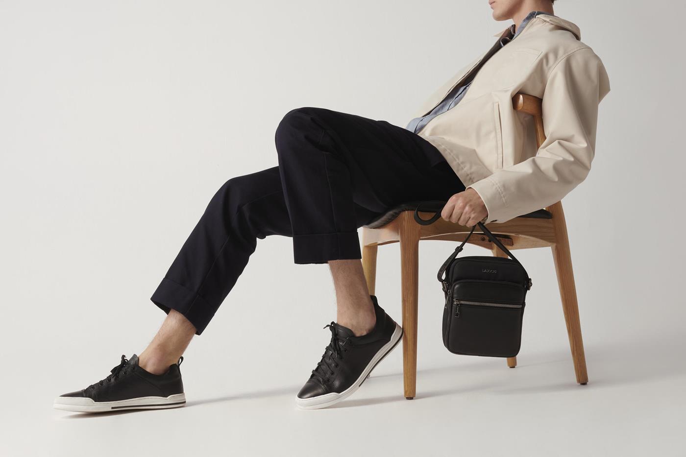 Borseta de mână pentru bărbați: un accesoriu stilat care îmbină funcționalitatea cu eleganța