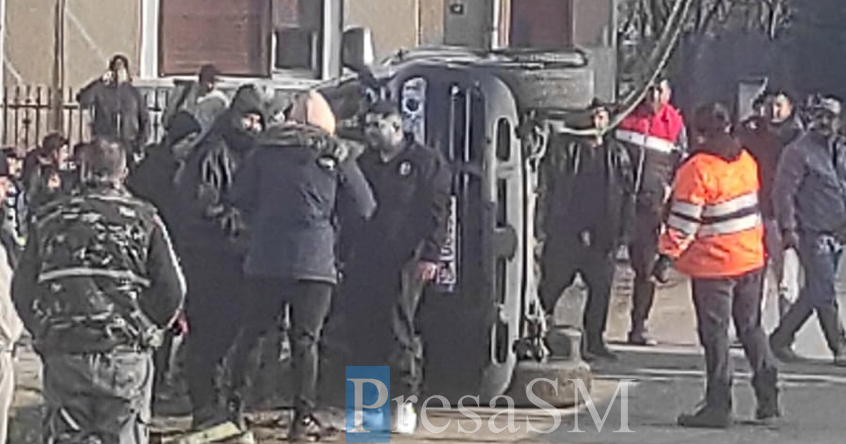 FOTO. Accident în județul Satu Mare. O altă mașină răsturnată astăzi pe șosea