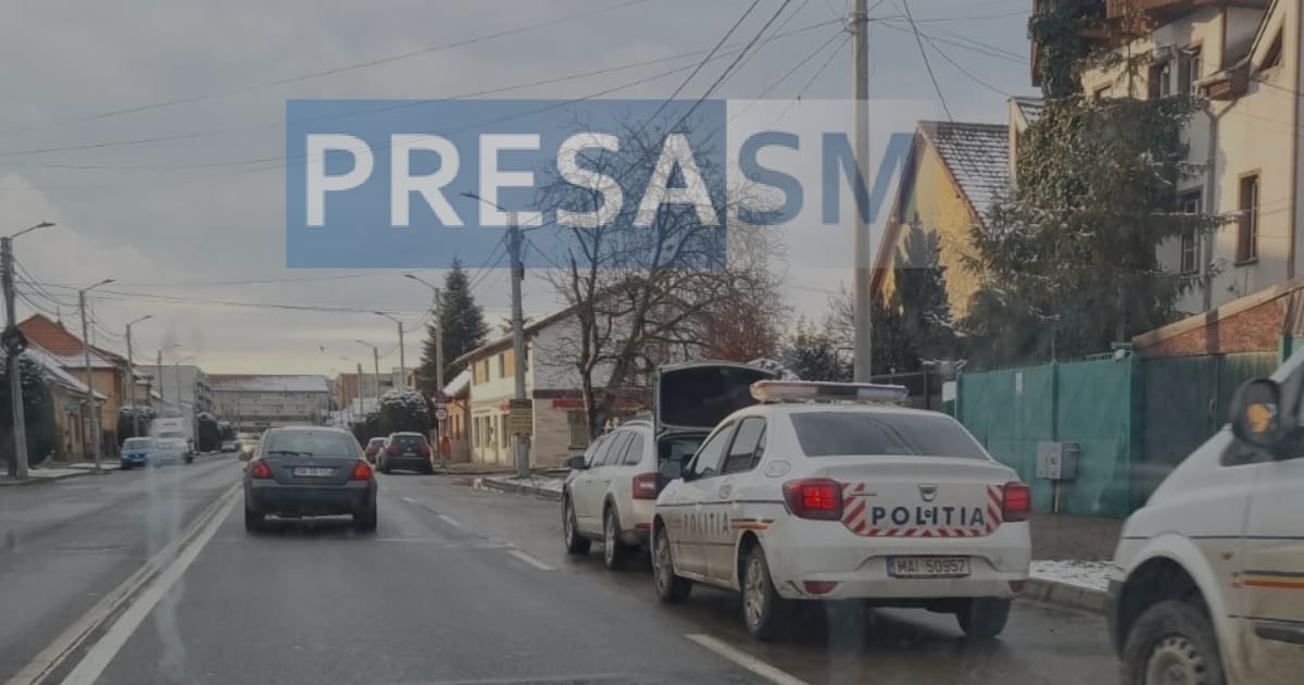 FOTO. Pălincărie ambulantă oprită la intrarea în municipiul Satu Mare