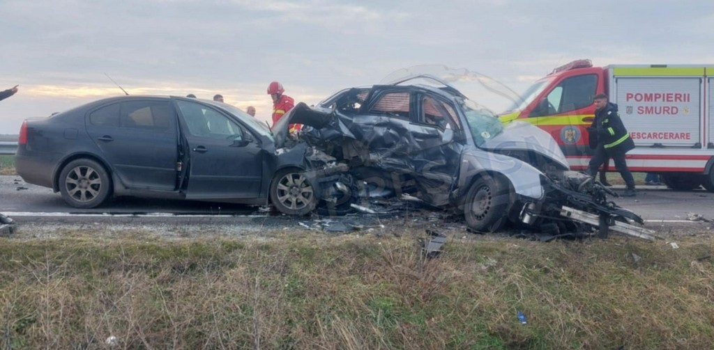 FOTO/VIDEO. O șoferiță de 19 ani a provocat accidentul în care au murit 3 oameni