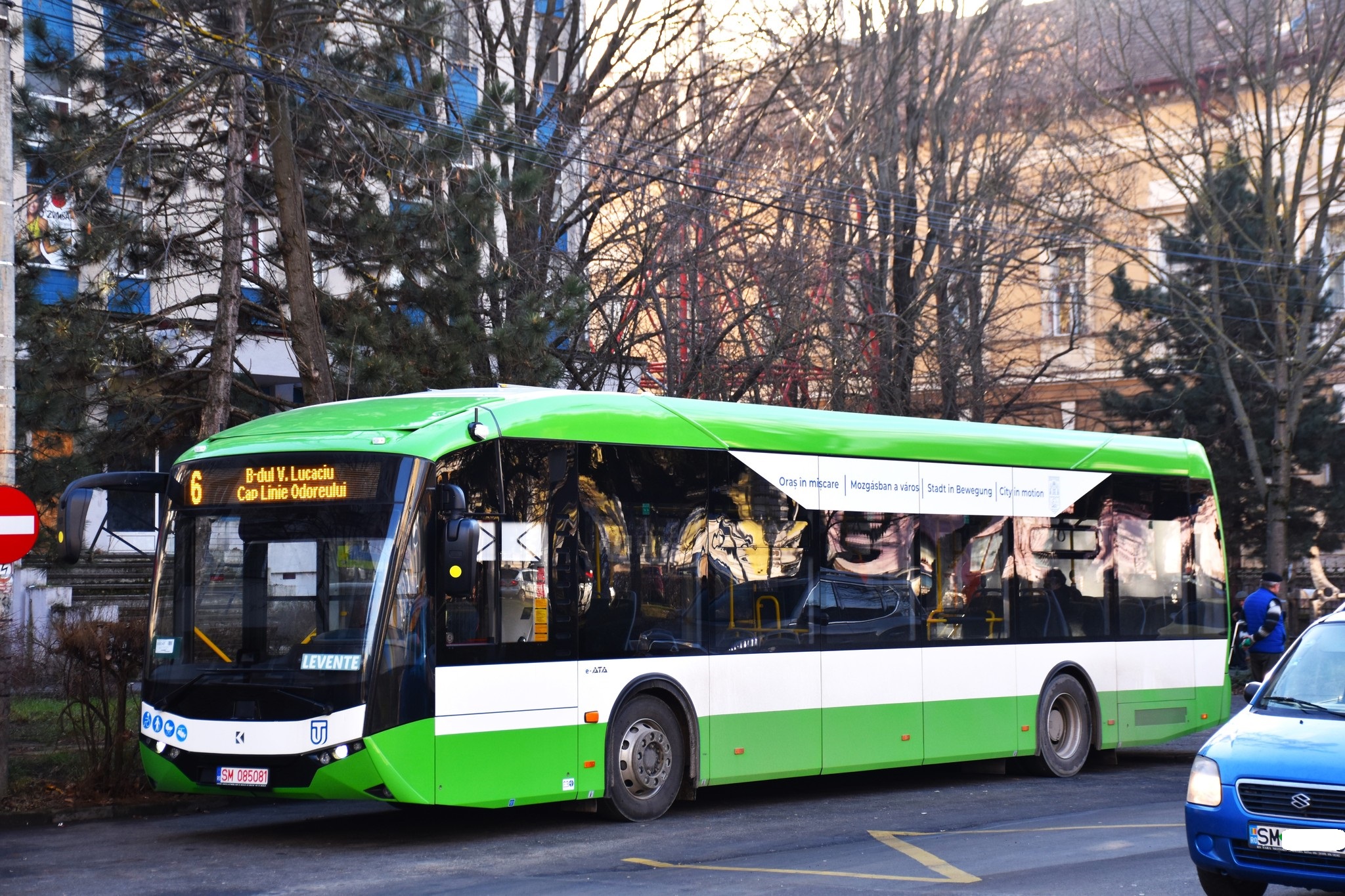 FOTO. Primele autobuze electrice, pe străzile din Satu Mare. Silențioase, moderne și confortabile