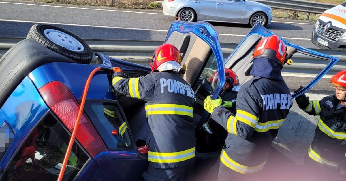 FOTO. O femeie a murit după un accident cumplit. Scene dramatice pe o șosea din județul vecin