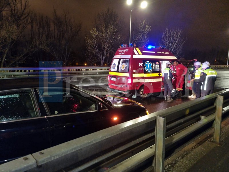 FOTO/VIDEO. Accident pe podul Decebal, în municipiul Satu Mare. Biciclist băut, lovit de o mașină