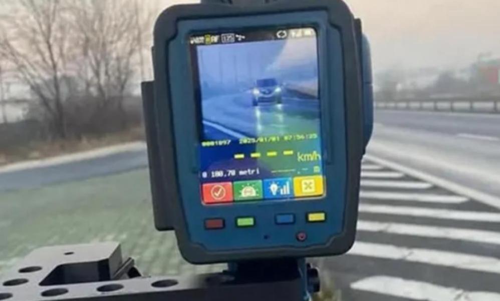 Atenție, șoferi sătmăreni! Polițiștii au ieșit pe drumurile din județ cu sistemul E-SIGUR. Amenda, direct acasă