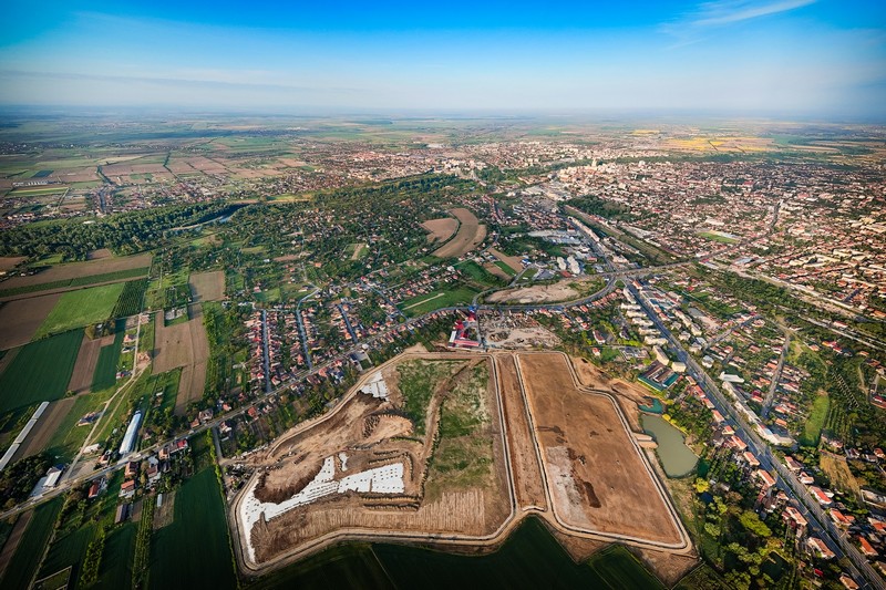 FOTO. Cum arată acum fosta groapă de gunoi a Sătmarului. Tot mai aproape de a deveni o zonă verde