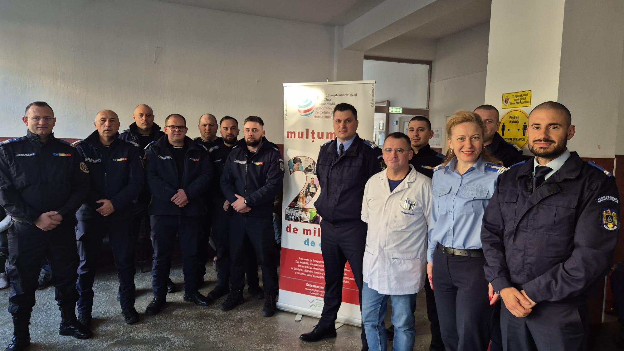 Jandarmii din Satu Mare salvează vieți, la propriu! Donează viață pentru bolnavii din spitale