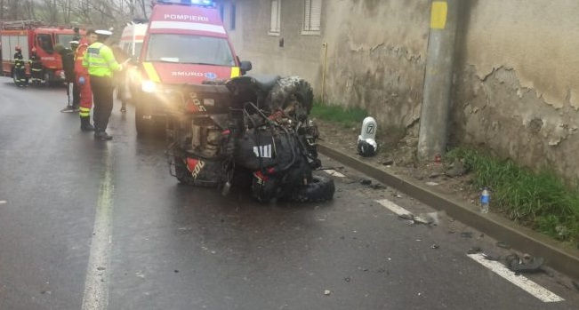 Un sătmărean beat a intrat cu ATV-ul în gardul unei case, pe strada Bisericii