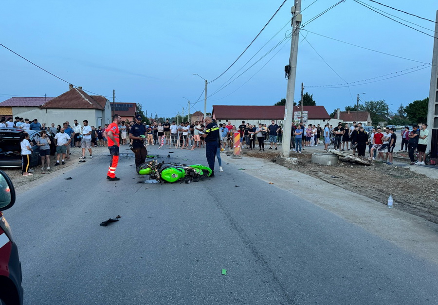 FOTO. TRAGEDIE: un tânăr de doar 21 de ani a murit într-un accident rutier produs în județul vecin