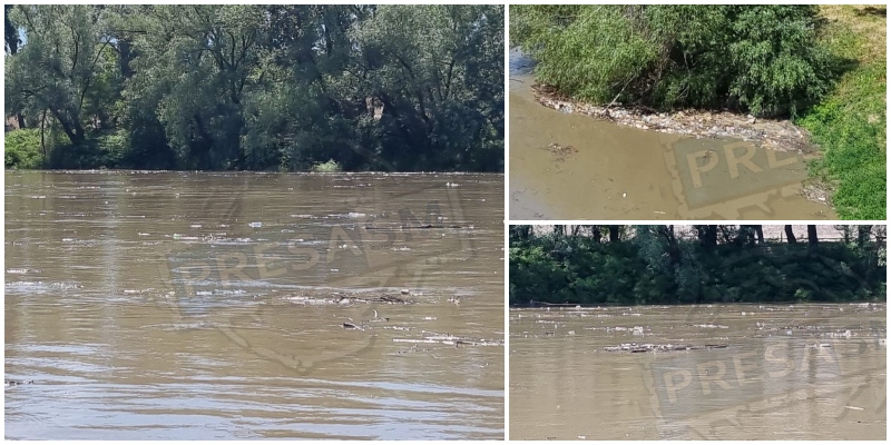 FOTO/VIDEO. Sistemul de colectare a deșeurilor de pe Someș, rupt de viitură. Tone de gunoaie se îndreaptă spre Ungaria