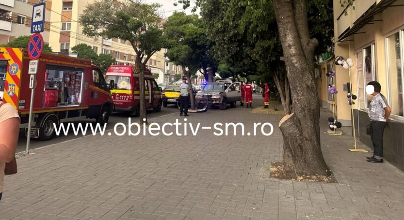 accident centru municipiul satui mare (1).jpg